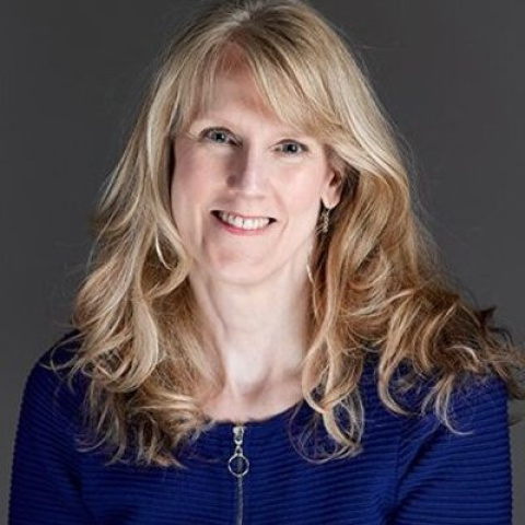 Leanne Moss Headshot