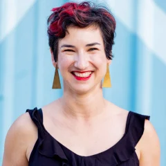 Headshot of Elyse Gordon